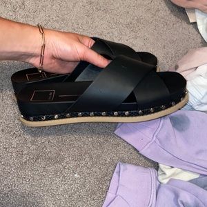 Dolce vita sandals